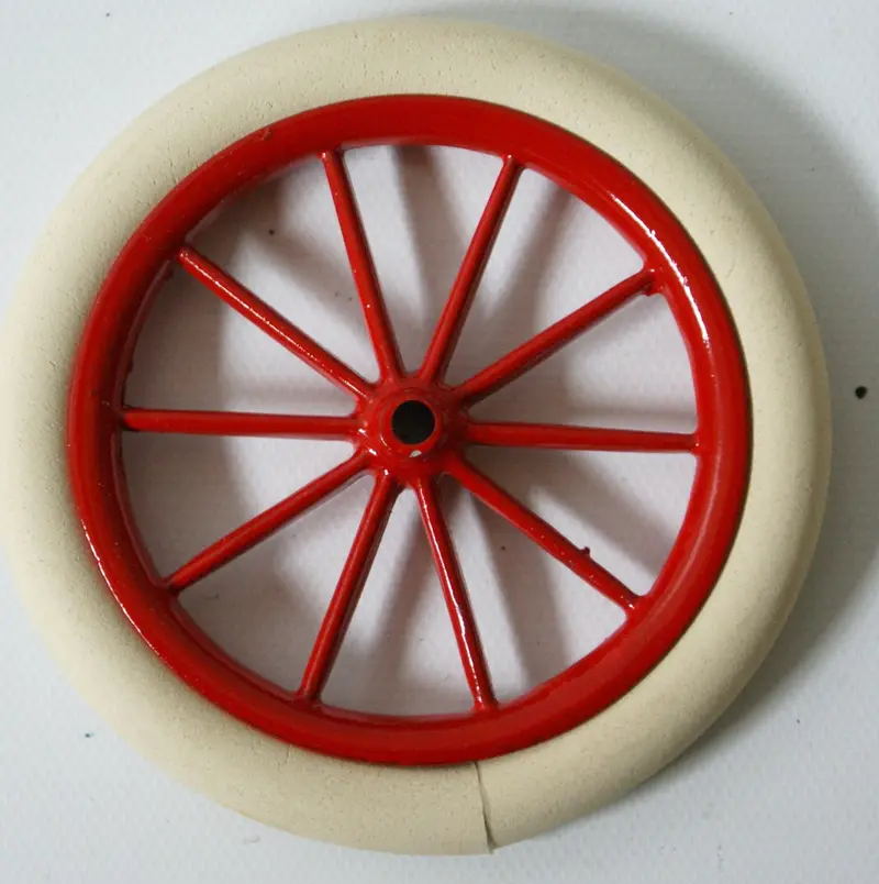 1904 Oldsmobile Red Cast Hub With Tire. 1