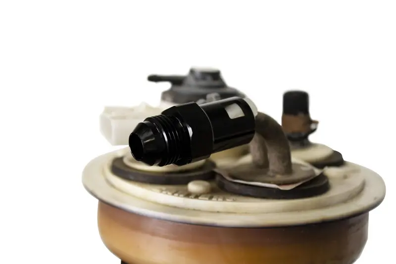 2003-2018 Cummins 5.9L/6.7L 3/8 Inch Quick Connect To -8An Male Adapter For Oem Sending Unit (Fpe-Qucon-Oe-38) 1