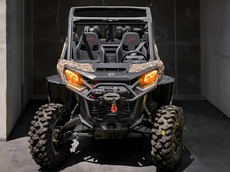 2021+ Can Am Commander - Sequential 1