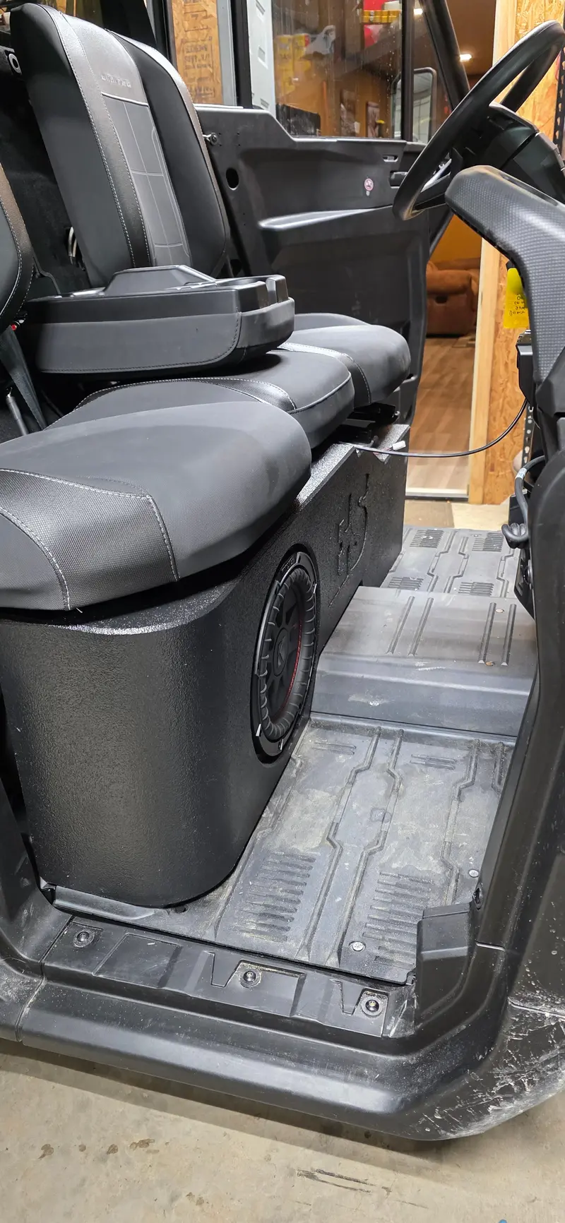 2026 Canam Defender Underseat 1-10” Ported Box 1