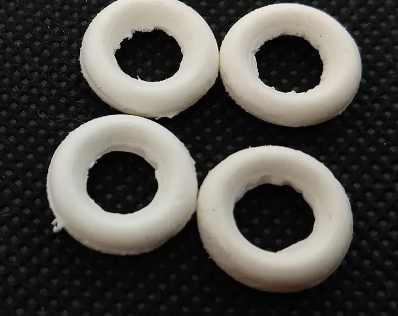 3/8" White Toy Tire : Tootsietoy Barclay Dinky 1