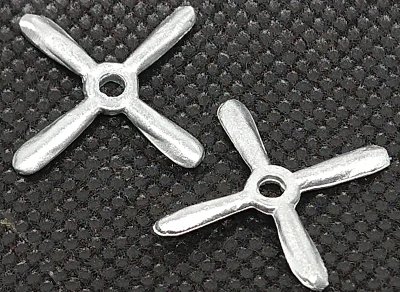 7/8" Four Blade Propeller : Tootsietoy. Single Of Set Of Two Your Choice. 2