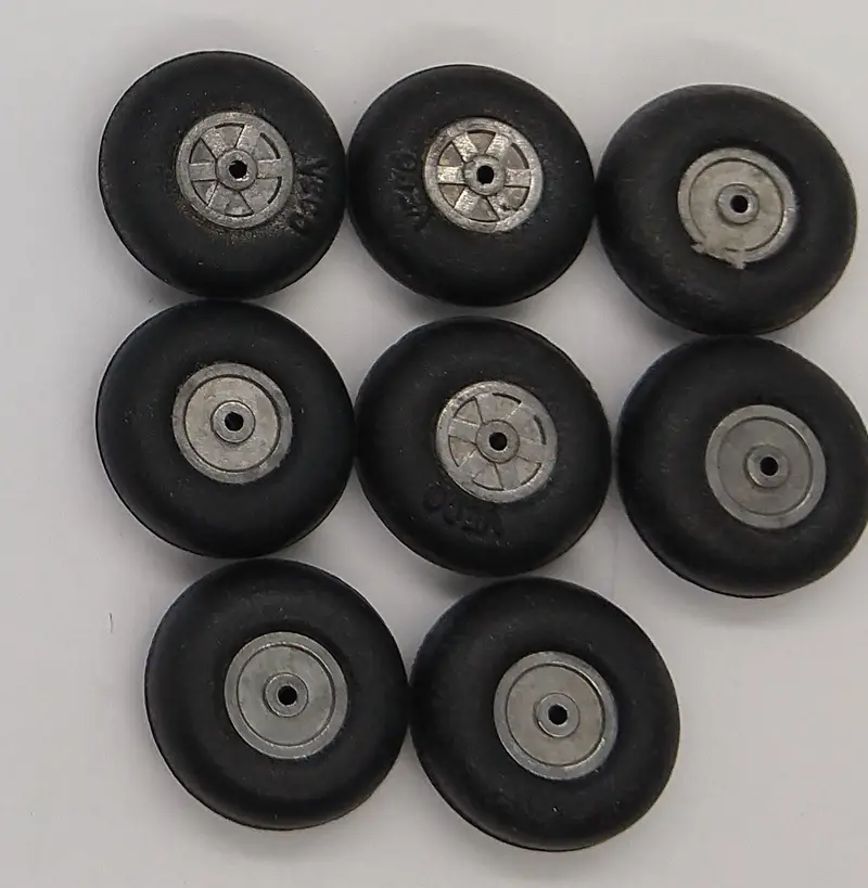 8 Veco Rubber Wheels With Aluminum Hubs 7/8" 1