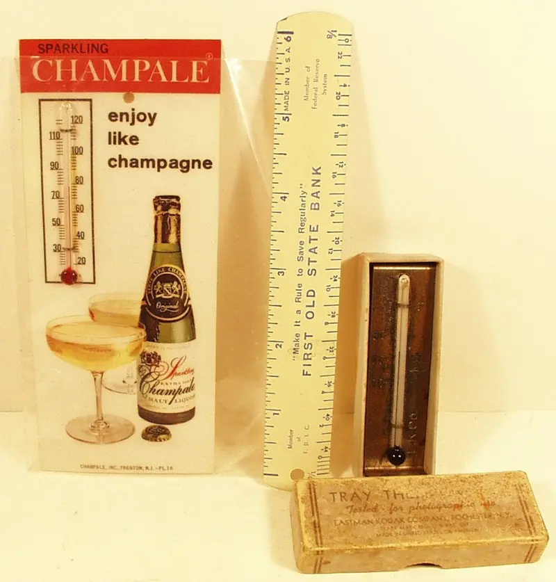 Advertising Lot Thermometers & Ruler Bank & Champagne 1