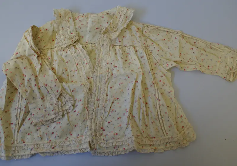 Antique Clothing Silk Childs Blouse. 1