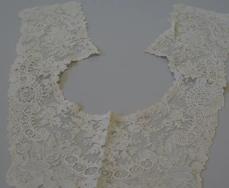 Antique Handmade Lace Victorian Hand Made Lace Collar. 1