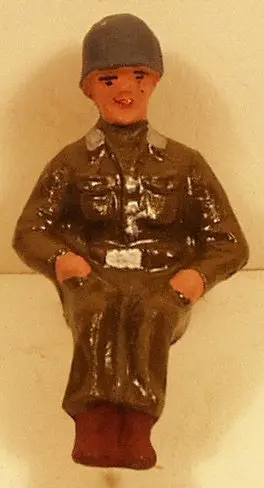Arnold Hauser Toy Soldier  Green Seated 58Mm 1