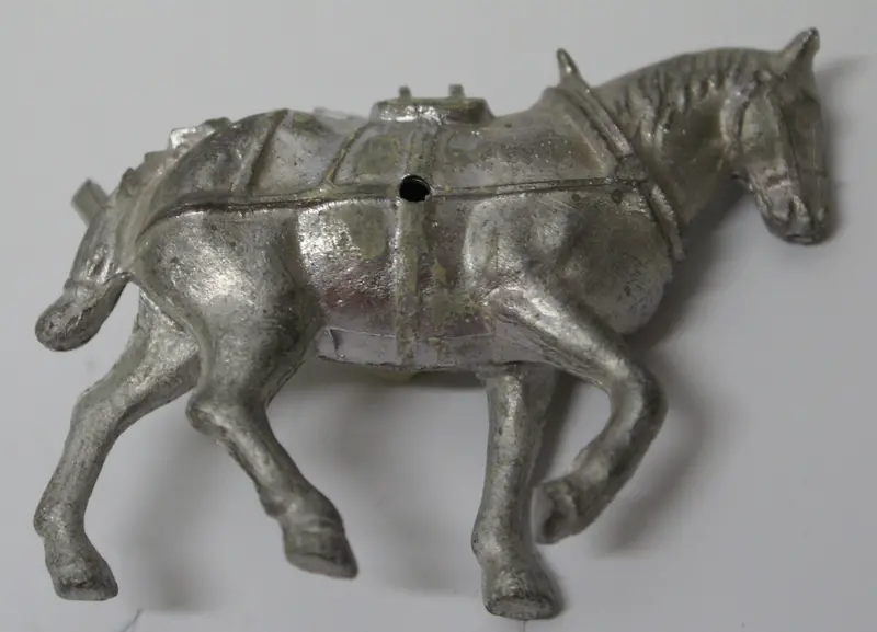 Britains Horse Farm Cart Horse 1