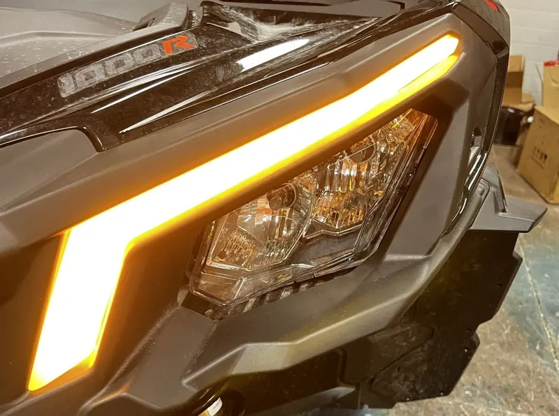 Can-Am X3 Signature Led Set With Harness 1