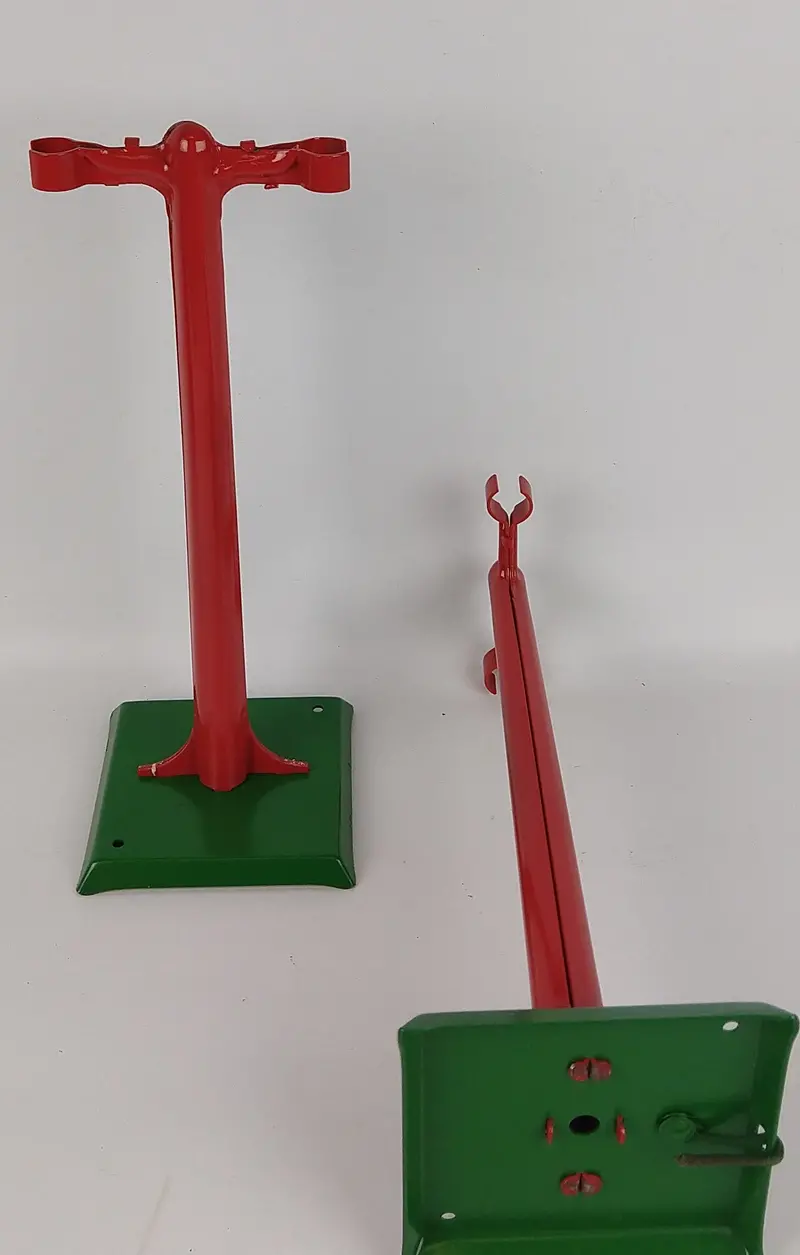 Copy Of Vintage Train American Flyer Standard Gauge Lamp Post Base. 1