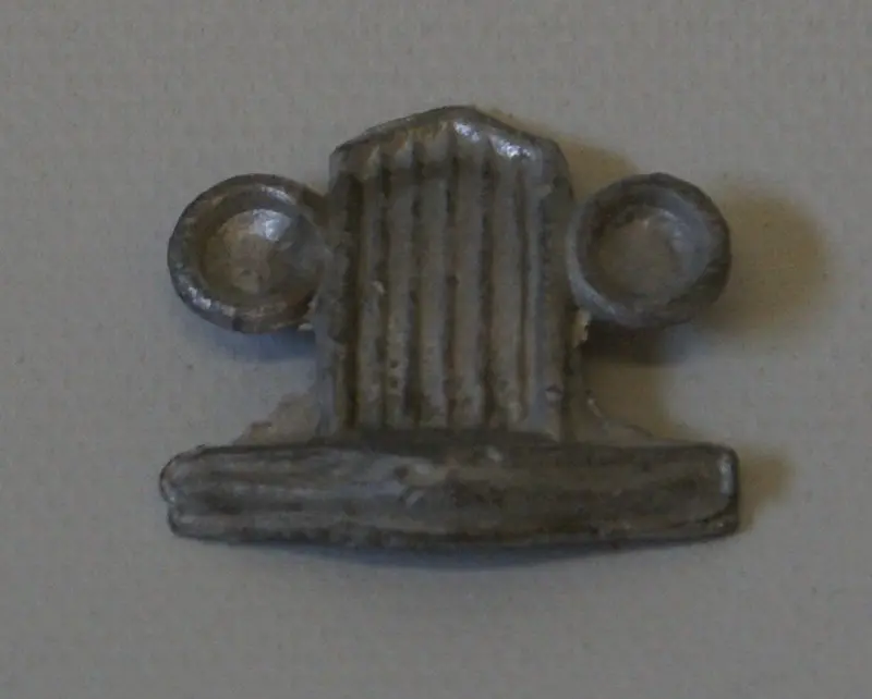 Diecast Front Grill And Bumper 1" X 1" 1
