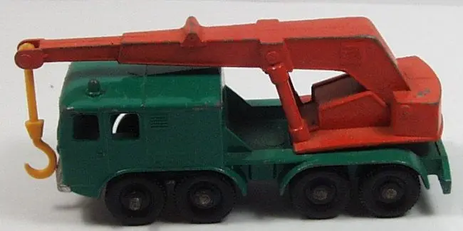 Early Matchbox Reg. Wheels #30C Faun Crane Truck Green Body 1
