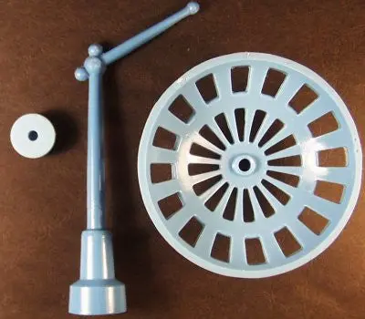 Explorer And Vanguard Station  3-Piece Antenna : Space Tank Etal. Gray 1