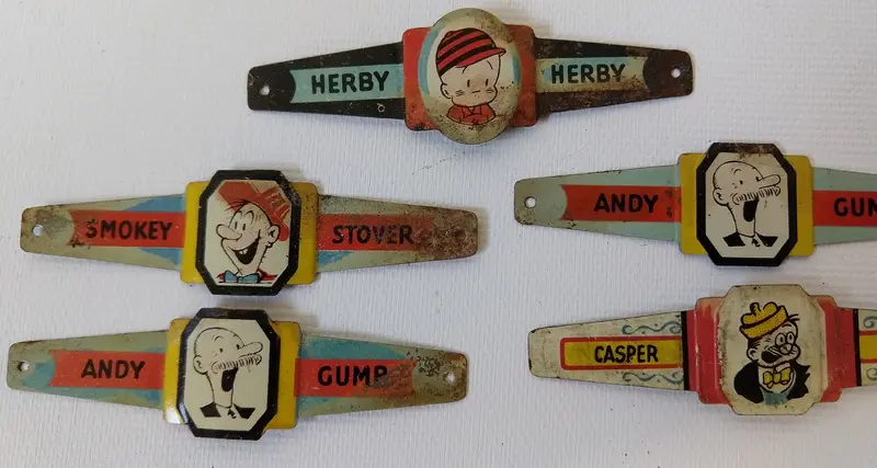 Five Post Cereal Premium Rings. Herby, Smokey, Andy And Casper 1