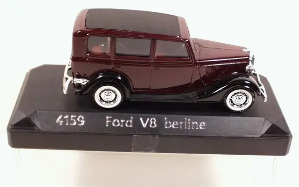 Ford V8 Berline 4159 Solido 1:43 1