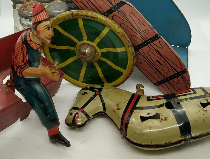 Hee Haw Tinplate Original Parts Piece. 1
