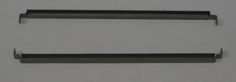 Large Or Small Cattle Car Door Rail 500 And 200 Series Pair. 2