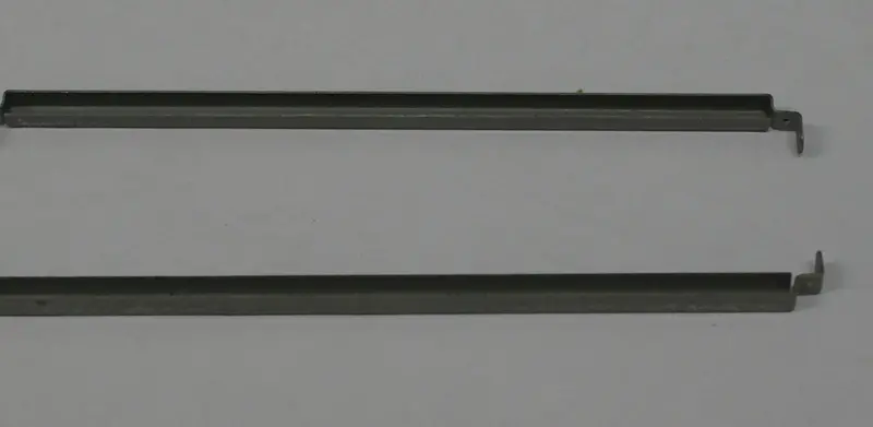 Large Or Small Cattle Car Door Rail 500 And 200 Series Pair. 2