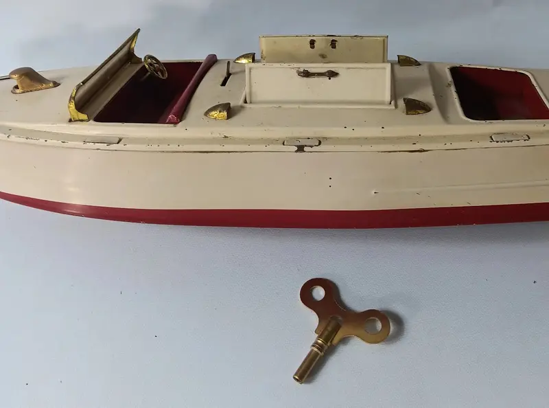 Lionel Boat Replacement Key. 1