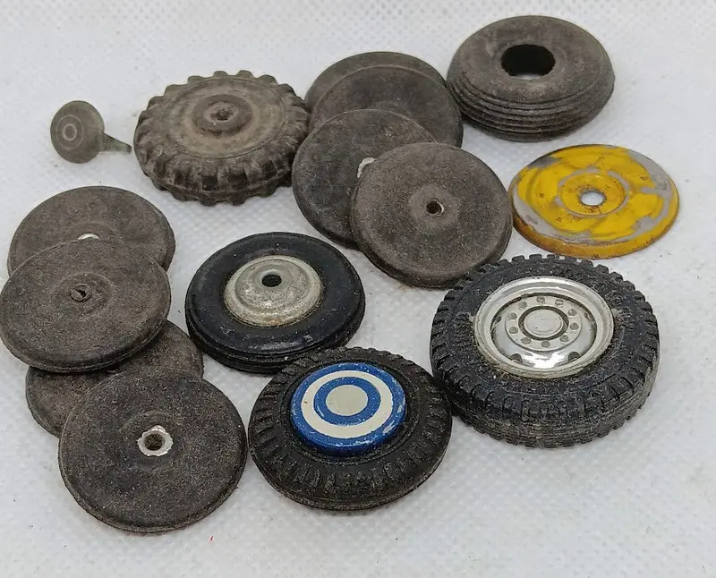 Lot Of Original Toy Wheels And Hubs. Various Makes And Sizes. 1