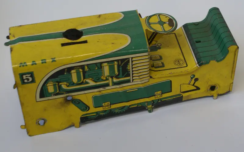 Marx #5 Tractor Body Yellow And Green. Parts Only Surface Rust On Litho And Interior.  Sold As Is. 1