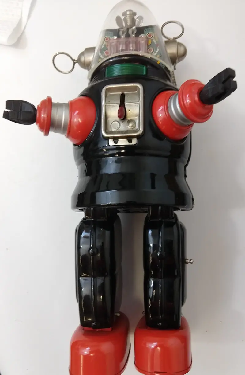 Mechanized Robby Dome : Nomura 3-1/4" Tall At Front. 2