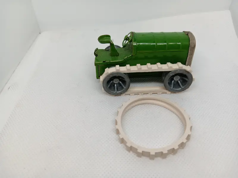 Minic Tractor Replacement Display Track.  5-3/8" X 2/8"  (Set Of 2) 1