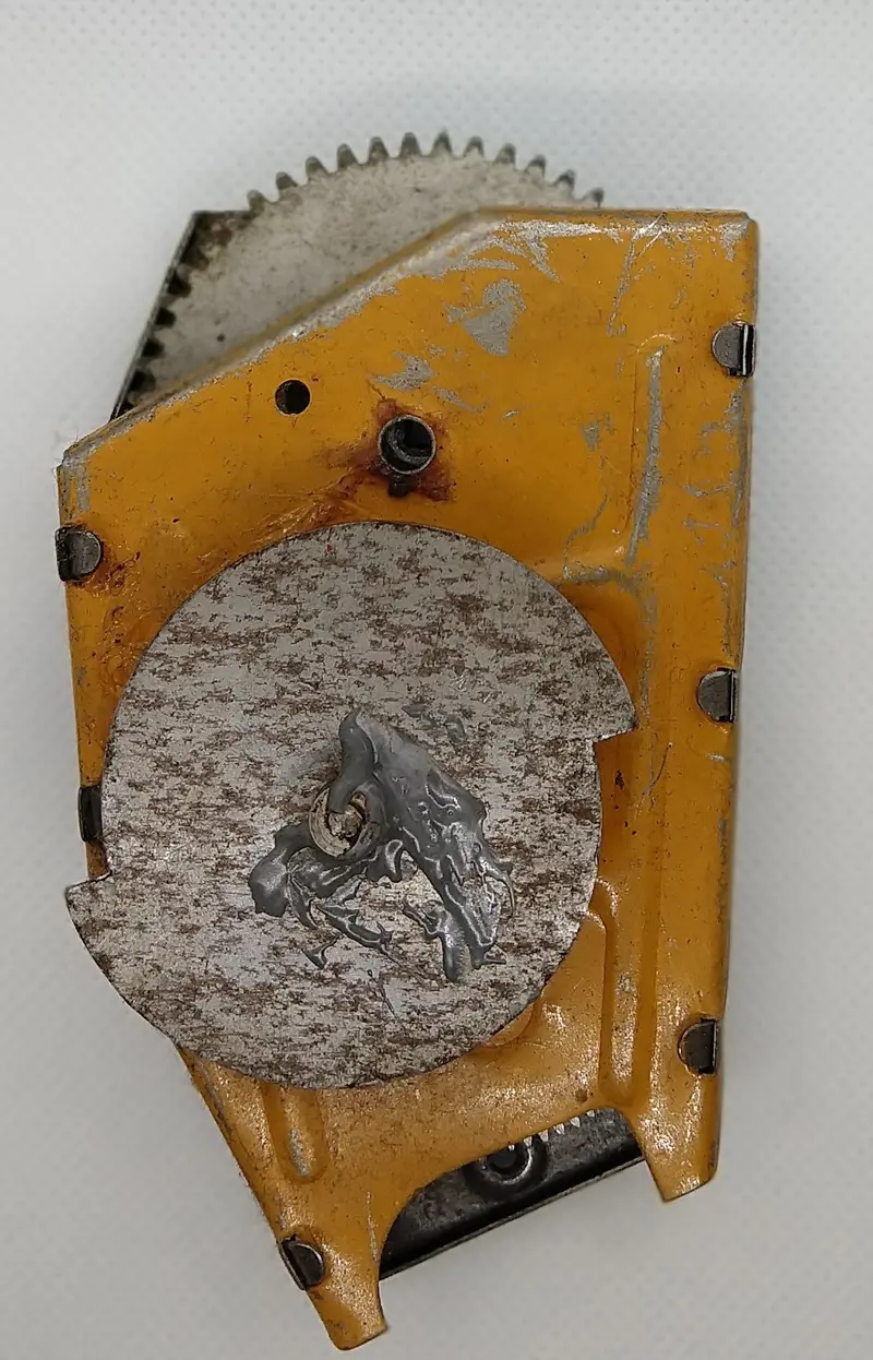Original Toy Motor Part With Gears. 1