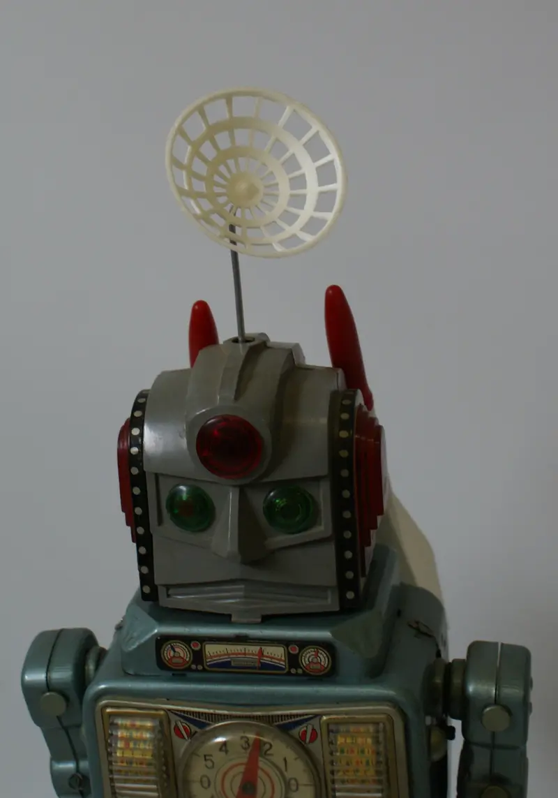 Rocket Man Robot : White Radar Antenna Alps Rosko 1