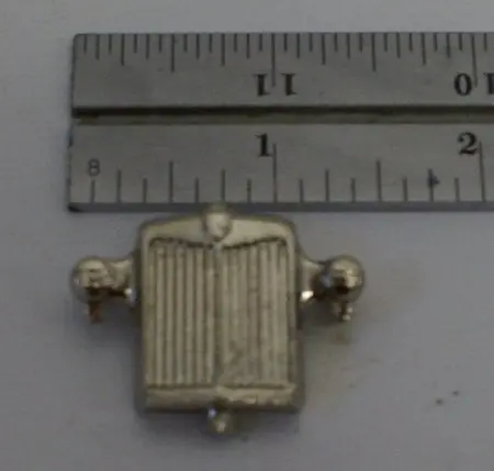 Small Grille & Headlights 1