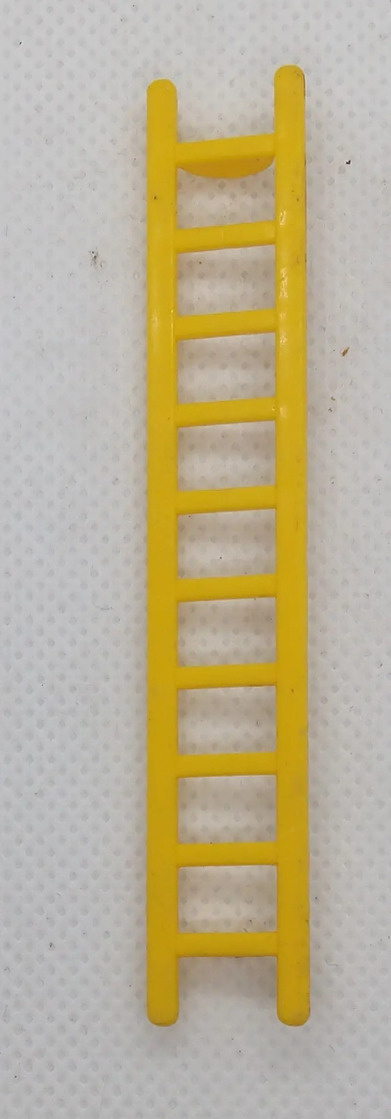 Small Yellow Toy Ladder 3/5" 1