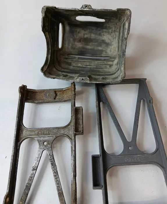 Structo Cab And Two Frames For Parts And Restoration Original Parts. 1