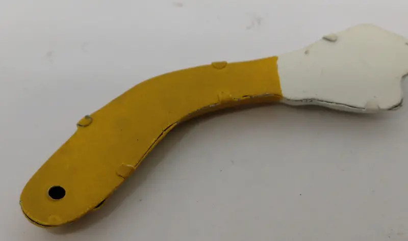 Tin Replacement Goofy Toy Yellow Disney Arm. 2-3/4" 1