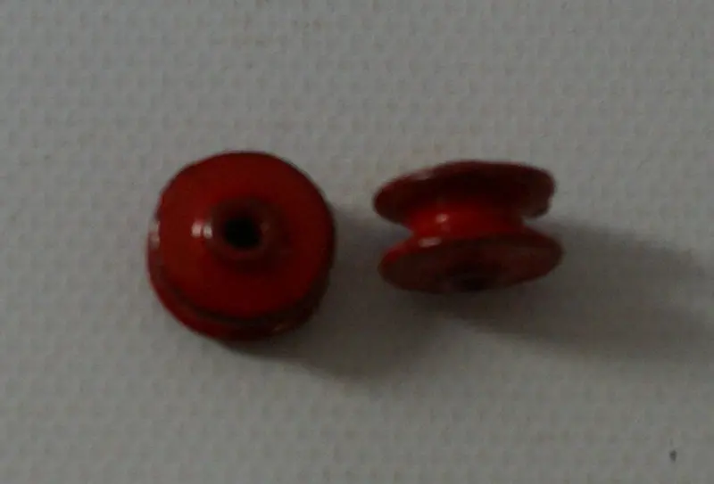 Tootsie Toy Cast Metal 3/8" Hubs Set Of Two Various Colors 1