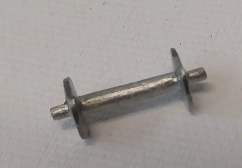 Tootsietoy Axle With Two Attached Wheels.  Early Tootsie Toy Cars And Trucks. 1