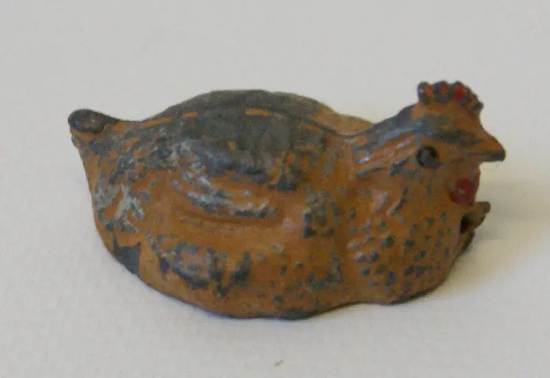 Toy Diecast Lead Chicken Painted. 1 X 1/2" 1