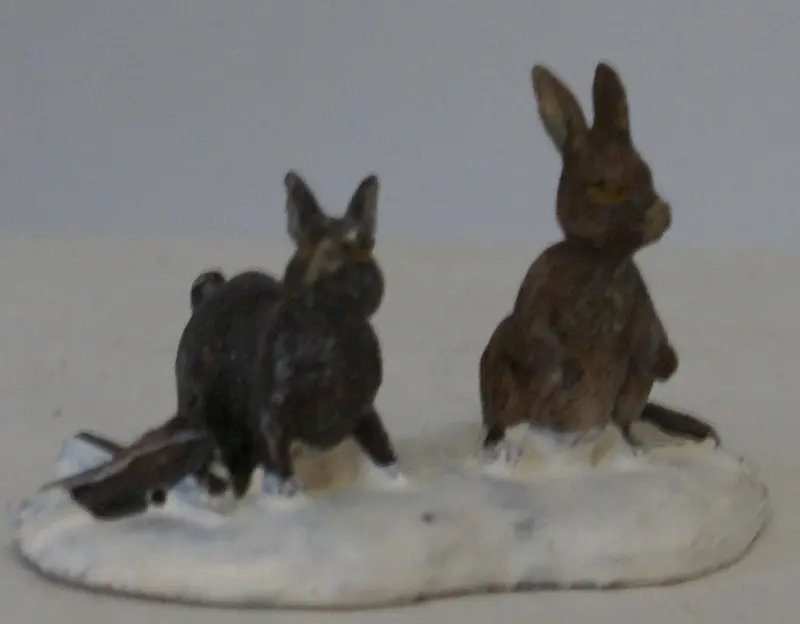 Train Figural Animal Diorama : Minature Rabbits. 2-1/4" 1