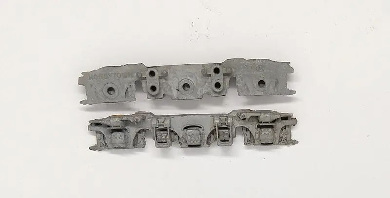 Train Ho Side Plate Hobbytown 2-3/4" 1
