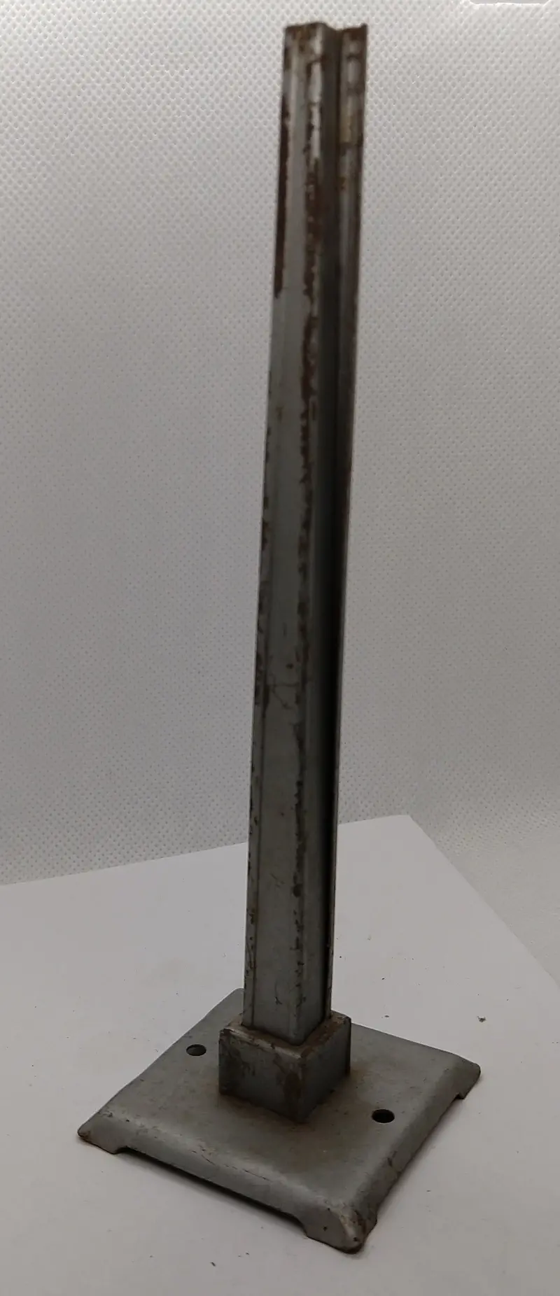 Train Lamp Post And Base, Parts Only. 1