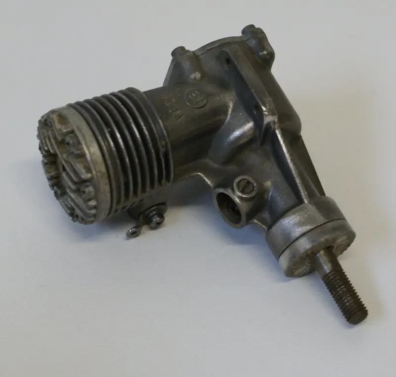 Veco Model Airplane 19 Engine Remote Control Model 1