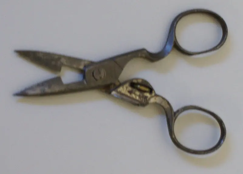 Victorial Button Hole Scissors. Steel With A Brass Wheel. 4" 1