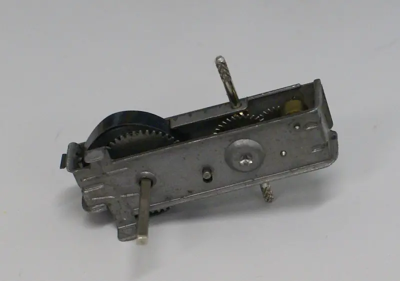 Vintage Tin Toy Windup Motor. 1