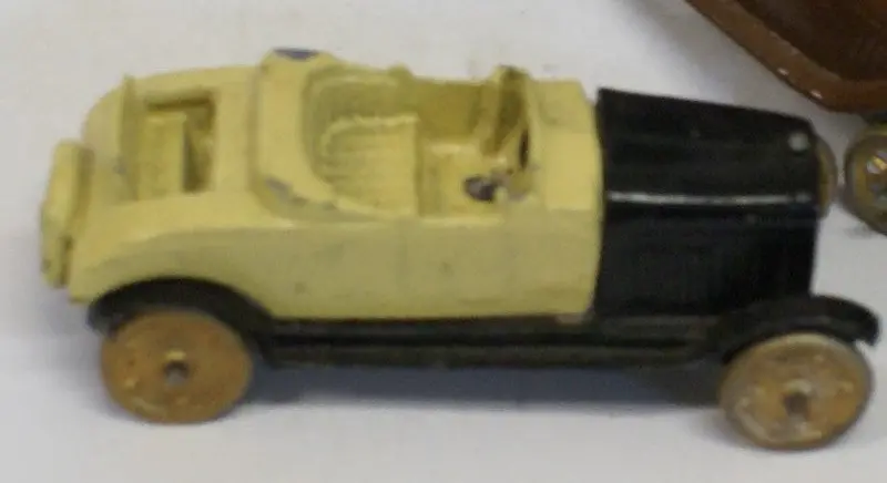 Vintage Toy Cast Car.  Parts Only Missing Windshield 2-1/2" 1