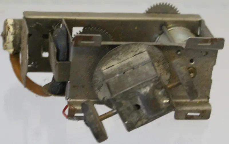 Vintage Toy Train Motor.  4" X 2" With Smoke Unit. 1