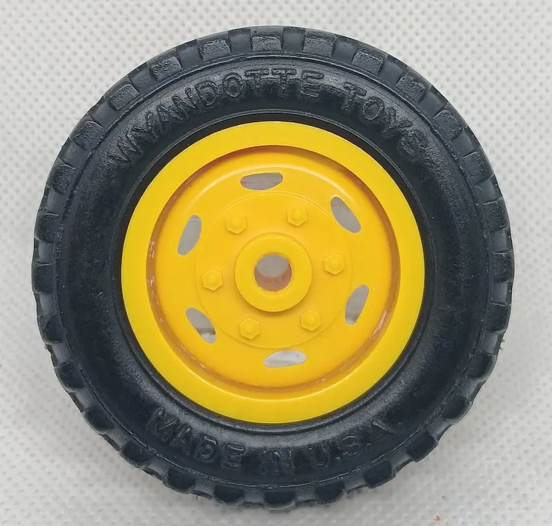Vintage Wyandotte Wheel With Yellow Hub.  2-1/2" 1