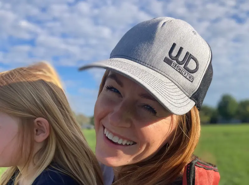 Wd Electronics Snap-Back Hat 1