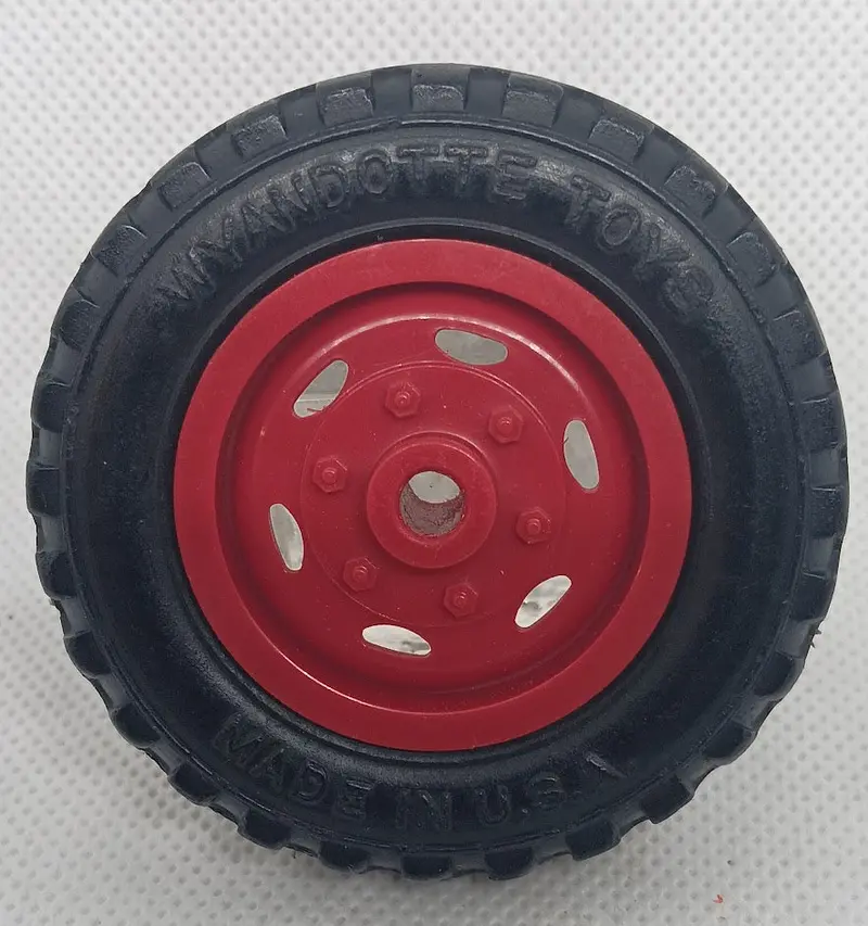 Wyandotte Truck Toy Tire & Hub : 2-1/2" X 3/8" 1