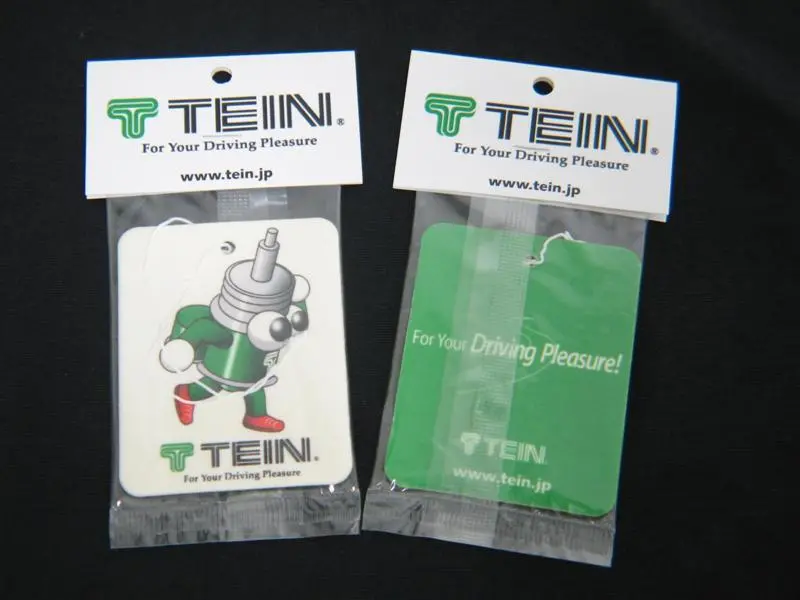 Tein Cranberry-Orange Scented Air Freshener For Vehicles 1